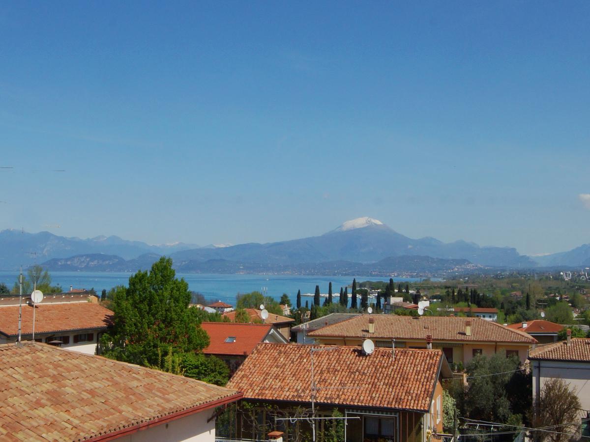 Hotel Clarin 14 By Dori Peschiera del Garda Eksteriør billede